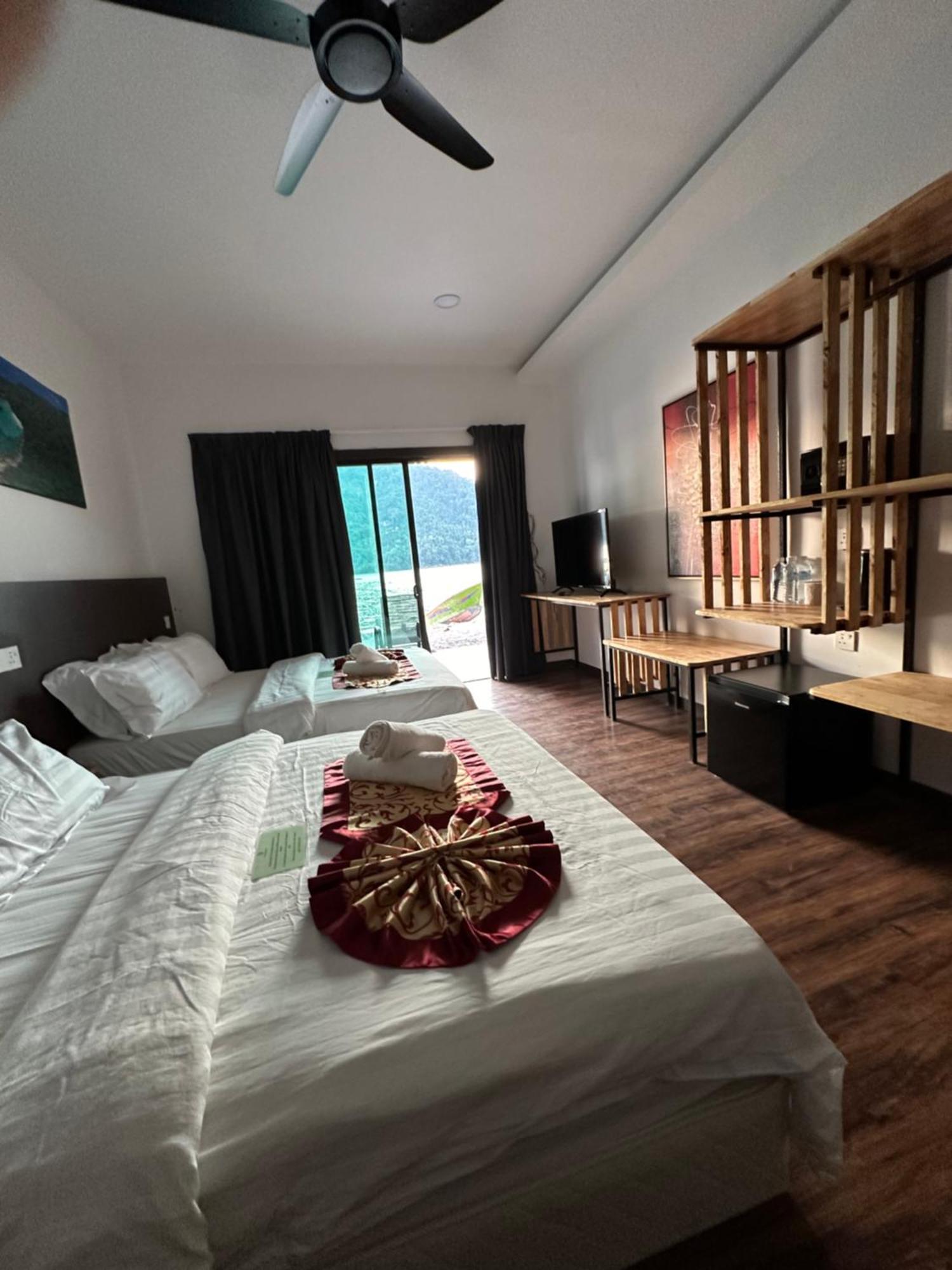 The Barat Perhentian Villa Kampong Pasir Hantu Екстериор снимка