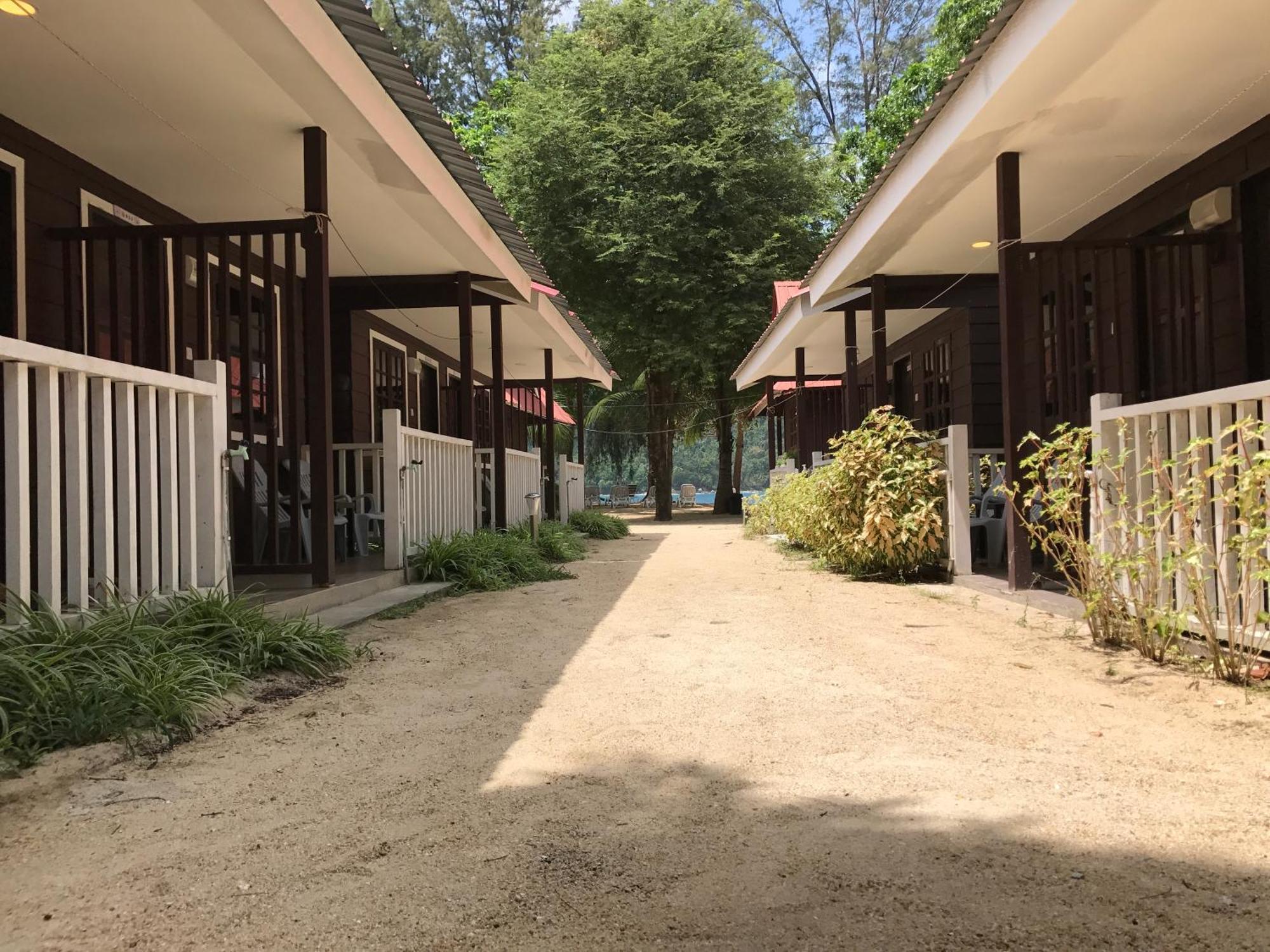 The Barat Perhentian Villa Kampong Pasir Hantu Екстериор снимка