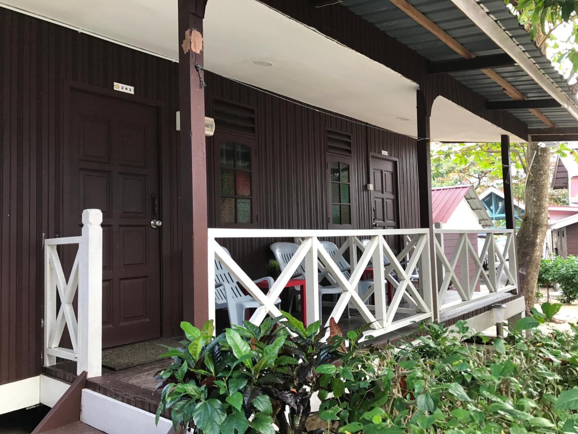 The Barat Perhentian Villa Kampong Pasir Hantu Екстериор снимка