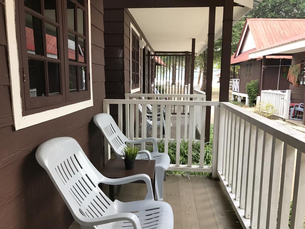 The Barat Perhentian Villa Kampong Pasir Hantu Екстериор снимка